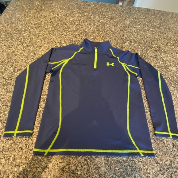 🔆3/$25🔆 Under Armour Navy and Neon Green Long Sleeve Top Size L (Boy-Youth) - Picture 1 of 6